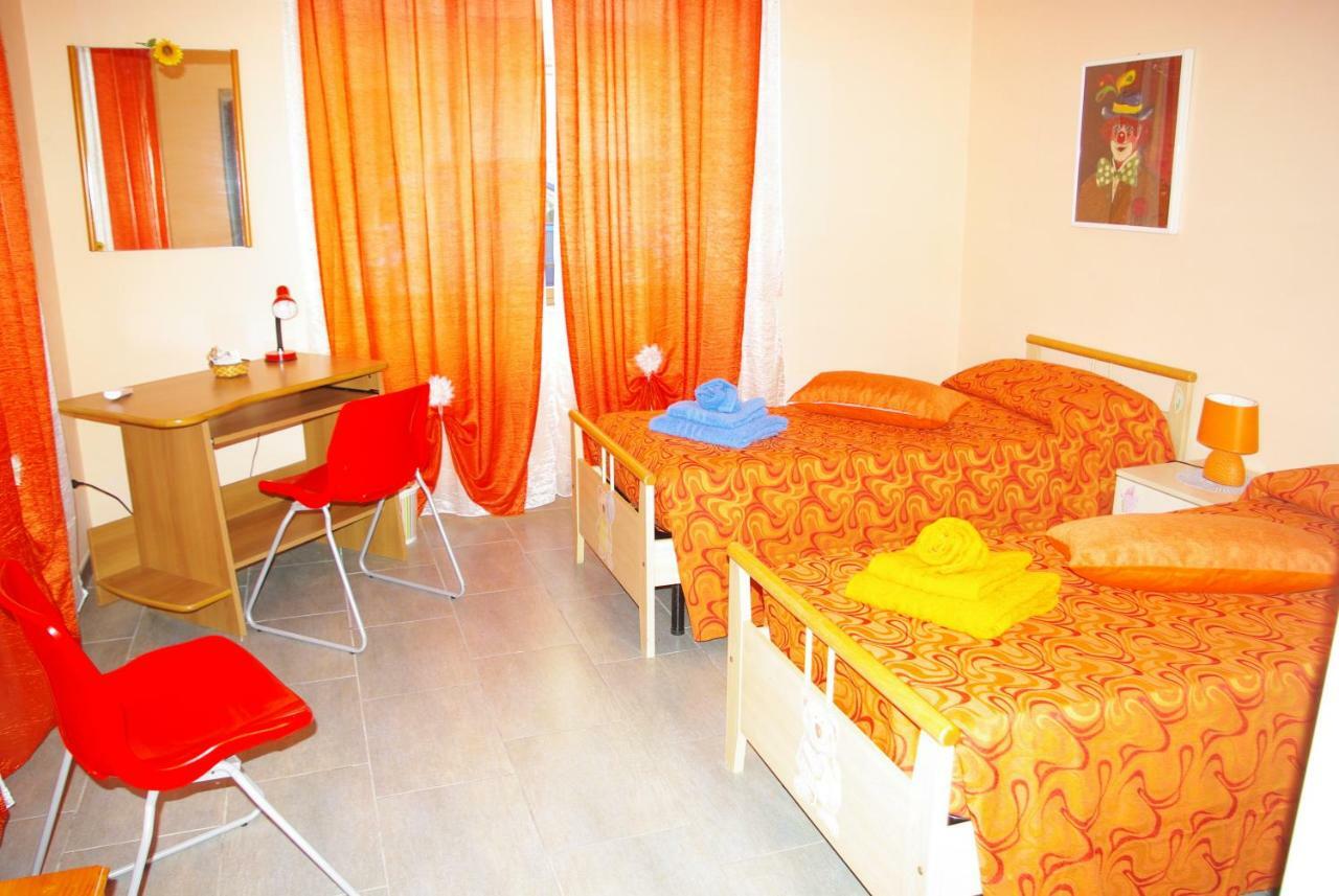 B&B Patrizialuna Vibo Valentia Marina Ruang foto